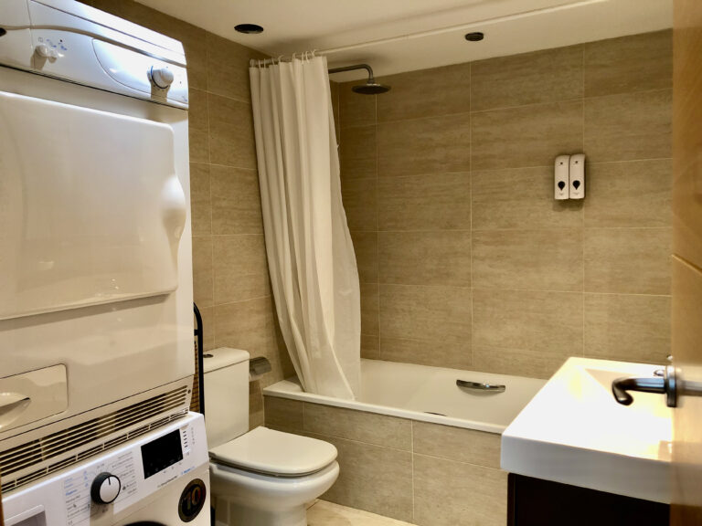 Piso en venta Magalluf bañera